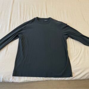 Abercrombie & Fitch Dark Gray Long Sleeve Tee